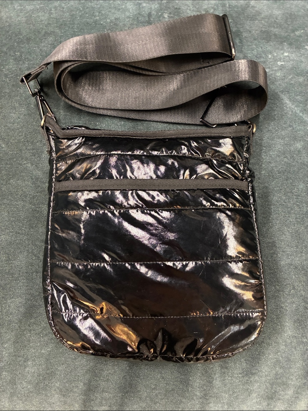 HAUTE SHORE BLACK PUFFER BAG